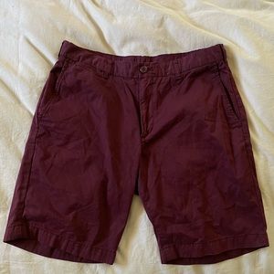 Uniqlo men’s burgundy shorts